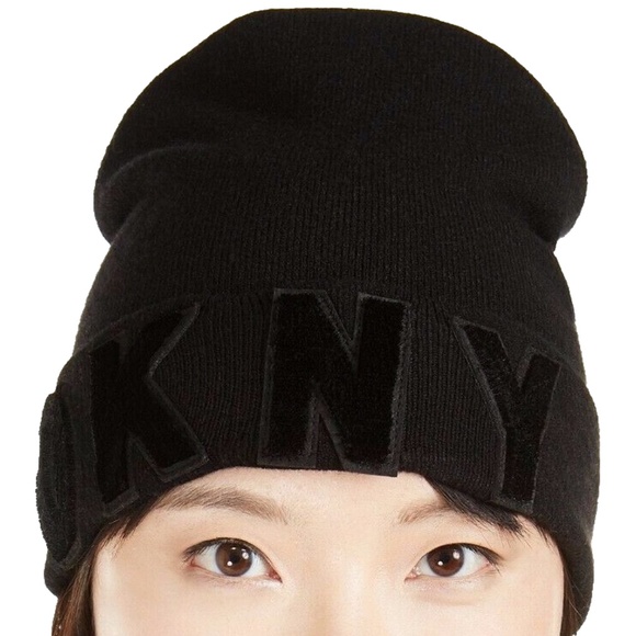 (NWT) DKNY Women's 2 Pc. Black Logo Velvet Flocked Flat Knit Scarf & Beanie Set - Picture 4 of 10